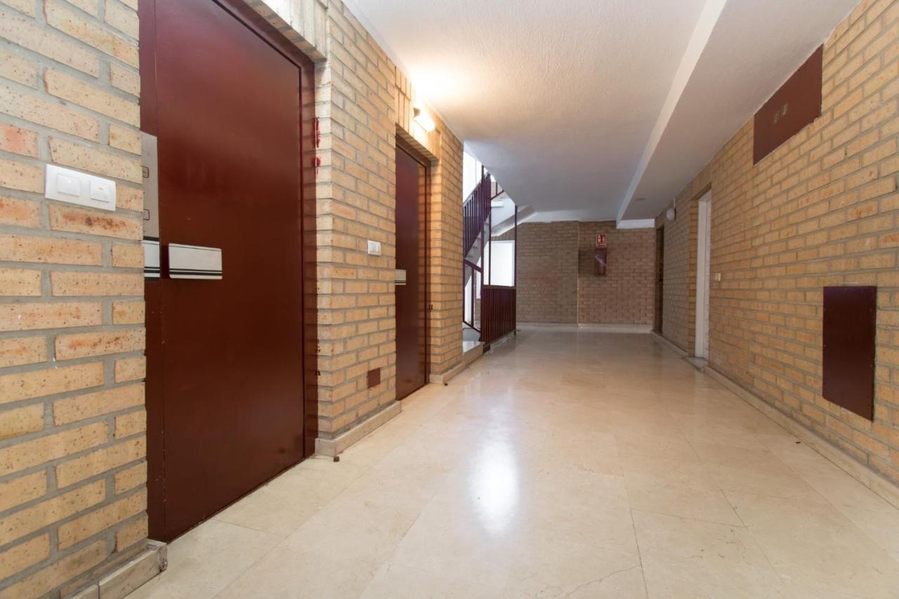 016 Happiness Apartment - Alicante Holiday Torrevieja Bagian luar foto